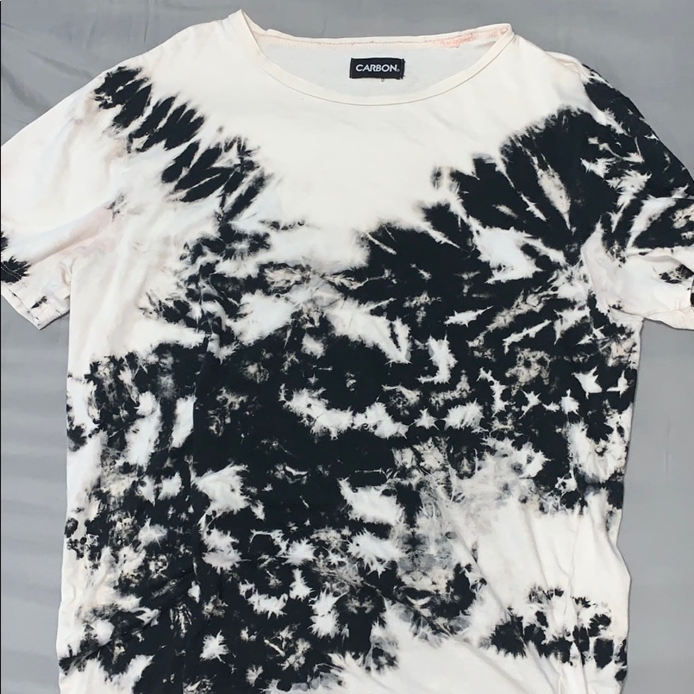 Men’s medium CARBON shirt